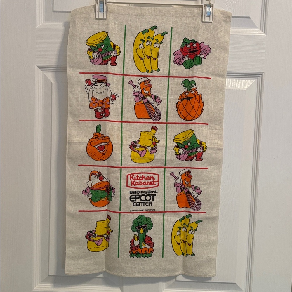 Epcot Center Kitchen Kabaret Towel, vintage 1982